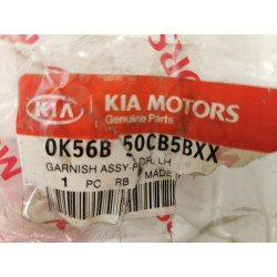 Listwa drzwi lewy przód Kia Carnival Sedona OE 0K56B 50CB5BXX