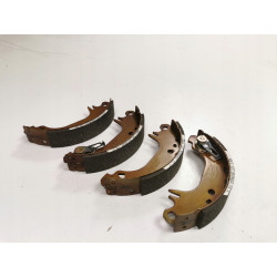 Zestaw, szczęki hamulcowe tył Peugeot 309 I OE 4241.1Z