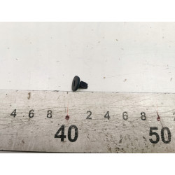 Klips do klapy tylnej VOLVO 740 940 OE 1345954