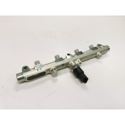 Listwa paliwowa Citroen C5 C8 Peugeot Expert OE 0445214017 1570.A0