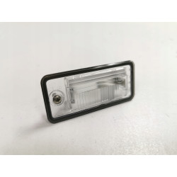 KLOSZ LAMPKA TABLICY REJESTRACYJNEJ LEWA AUDI A3 A4 A6 A8 Q7 OE 8E0943021B