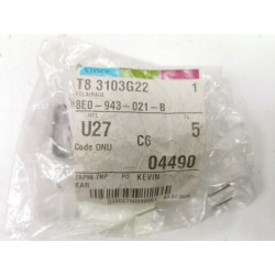 KLOSZ LAMPKA TABLICY REJESTRACYJNEJ LEWA AUDI A3 A4 A6 A8 Q7 OE 8E0943021B