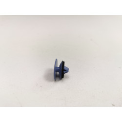 Zaczep osłony lewego spojlera, klapa bagażnika Mercedes A B A0009913100