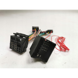 Adapter do montażu zestawu HF Skoda VW 2004- OE 257521