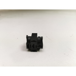 GNIAZDO PRZEKAŹNIKA OBUDOWA WTYCZKI MERCEDES-BENZ OE A0065450728