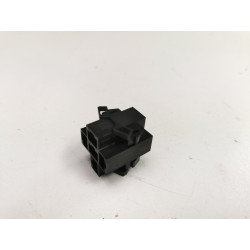 GNIAZDO PRZEKAŹNIKA OBUDOWA WTYCZKI MERCEDES-BENZ OE A0065450728