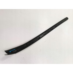 LISTWA SZYBY CZOŁOWEJ PRAWA MERCEDES-BENZ GLE OE 2926900262 A2926900262