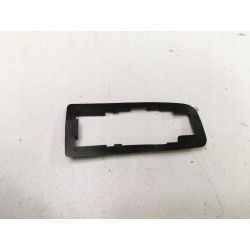 USZCZELKA KLAMKI DRZWI TYLNYCH P38 RANGE ROVER OE ALR70