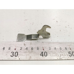 Haczyk zamka maski Opel Astra H OE 1178864 13199381