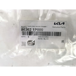 Okleina ramy drzwi górna lewy przód Kia Venga OE Hyundai IX20 86362 1P000