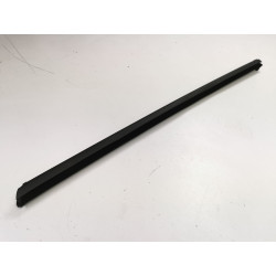 Listwa wykończeniowa drzwi przednich lewych MERCEDES A 160 A OE 1777258100