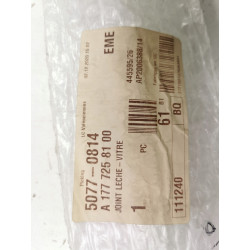 Listwa wykończeniowa drzwi przednich lewych MERCEDES A 160 A OE 1777258100