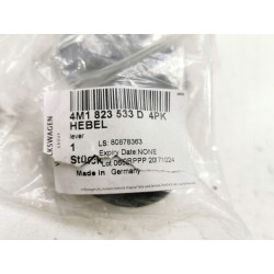 UCHWYT OTWIERANIA MASKI AUDI Q7 2016- OE 4M1823533D 4M1823533D4PK