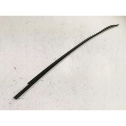 LISTWA USZCZELKA SZYBY CZOŁOWEJ DOLNA RENAULT KANGOO I OE 7700303429