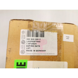 KLOSZ OBUDOWA LAMPA TYŁ VOLKSWAGEN T4 OE 283945095C