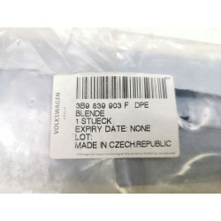 Osłona blenda drzwi tył lewa Volkswagen Passat 1996- OE 3B9839903FDPE