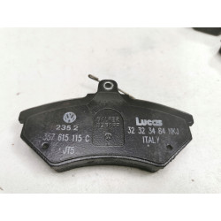 KLOCKI HAMULCA PRZÓD VOLKSWAGEN GOLF CADDY PASSAT OE 357615115C JZW698151F