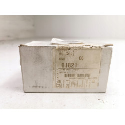 KLOCKI HAMULCA PRZÓD VOLKSWAGEN GOLF CADDY PASSAT OE 357615115C JZW698151F