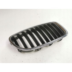 Kratka ozdobna prawa zderzaka przód BMW 5 F11 F10 OE 51137203204