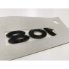 ZNACZEK EMBLEMAT TYŁ 108 PEUGEOT 108 OE B000919580