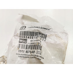 Dysza spryskiwacza przedniej szyby - Mopar Chrysler PT Cruiser OE 5116079AB