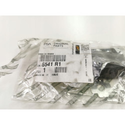 Złącze masowe Alfa Romeo 147 Fiat Palio Punto OE 10395197