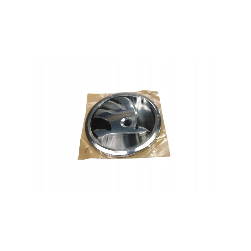 EMBLEMAT ZNACZEK KLAPY TYŁ SKODA KODIAQ 565853621B 565853621BFOD