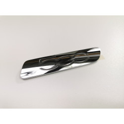 FIAT OE ZNACZEK EMBLEMAT - 500 - 52101541