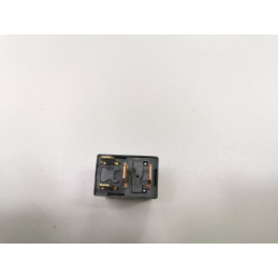 PRZEKAŹNIK WENTYLATORA DODATKOW CHEVROLET AVEO CAPTIVA 96590287