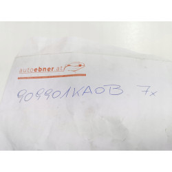 SPINKA LISTWY PROGU BAGAŻNIKA NISSAN JUKE F15 OE 90990 1KA0B
