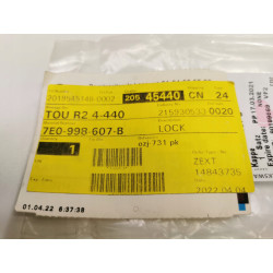 Osłona światła mijania lewa przód Volkswagen Transporter 2020- 7E0998607B