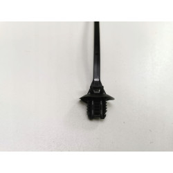 Uchwyt przewodu dodatniego akumulatora FORD RANGER T9 OE 2373111