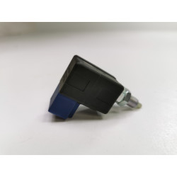 CZUJNIK WŁĄCZNIK ŚWIATEŁ STOPU KIA Sorento 06- 938103KR0BQQK 93810 3KR0BQQK