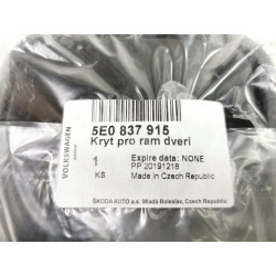 ZAŚLEPKA DRZWI LEWO/PRAWO SKODA OCTAVIA III OE 5E0837915