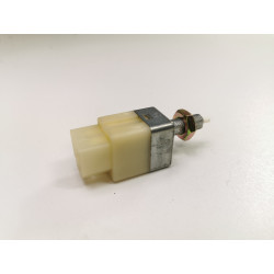 Włącznik świateł STOP do DAEWOO NUBIRA, LEGANZA OE 96332190