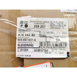 Ramka obudowa lusterka lewa SKODA KODIAQ OE 565857531 565857531A