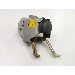 Reflektor przeciwmgłowy prawy przód Opel Astra F OE 90442267