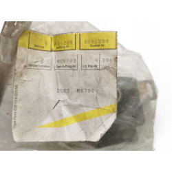 Czujnik przełącznik przepustnicy Opel Omega A, Vectra A, Senator B 90323510