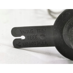 Uchwyt na linkę hamulcową lewy Seat IBIZA Skoda FABIA OE 6Q0609651