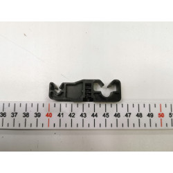 Zacisk mocujący przewód hamulcowy tylny FORD FIESTA 2002- OE 1211821