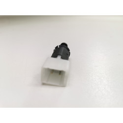 WŁĄCZNIK SWIATEL STOP OPEL MOVANO VIVARO OE 93852863