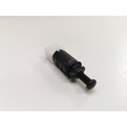 WŁĄCZNIK SWIATEL STOP OPEL MOVANO VIVARO OE 93852863