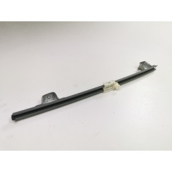 PROWADNICA SZYBY PRAWY LEWY PRZÓD OPEL CORSA C 13205896
