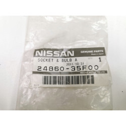 ZESTAW GNIAZDA I ŻARÓWKI NISSAN ALMERA SUNNY OE 24860-35F00