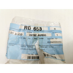 OSŁONA RAMIĘ WYCIERACZKI TYLNEJ NISSAN MICRA PRIMERA OE 28782-AU500