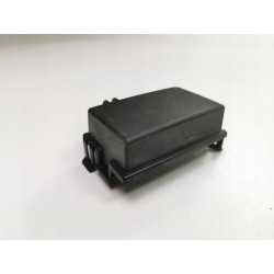 OBUDOWA POKRYWA SKRZYNKI BEZPIECZNIKOWEJ OPEL CORSA C 2003-2009 3D 13140088