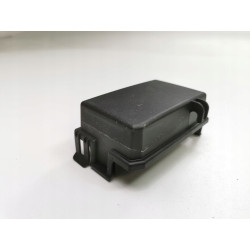 OBUDOWA POKRYWA SKRZYNKI BEZPIECZNIKOWEJ OPEL CORSA C 2003-2009 3D 13140088