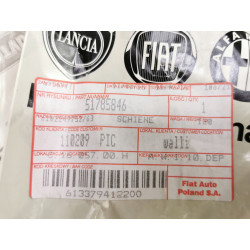 Prowadnica szyby prawy przód Fiat 500 2007- OE 51785846