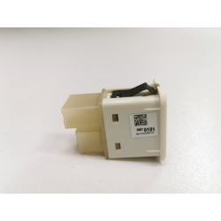 GNIAZDO AUX USB SAAB 94X 9-4X OPEL ANTARA OE 20870101