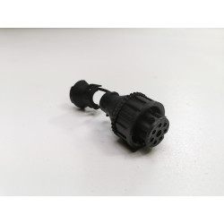 OBUDOWA GNIAZDA - OD TYLNEGO ZŁĄCZA KABLA DO TYLNEJ LAMPY A0095456026